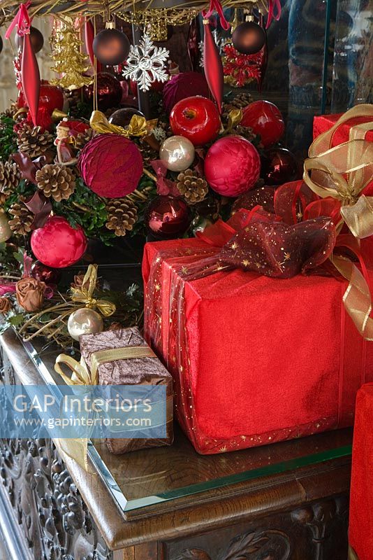 Cadeaux et décorations de Noël