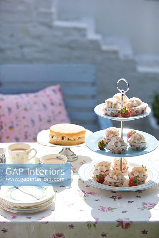 Set de table de jardin pour le thé de l'après-midi