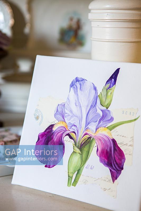 Peinture d'une fleur d'iris sur carte