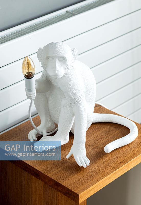 Lampe sculpturale singe blanc