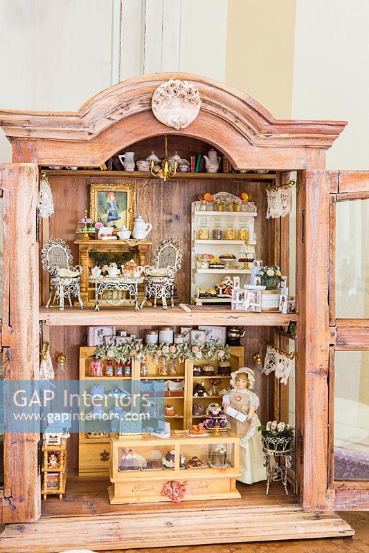 Maison de poupées vintage