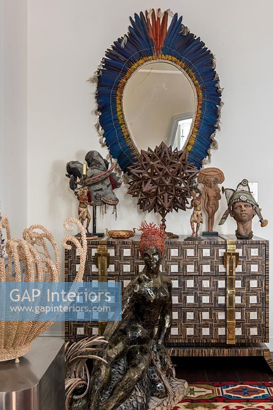 Miroirs et sculptures insolites
