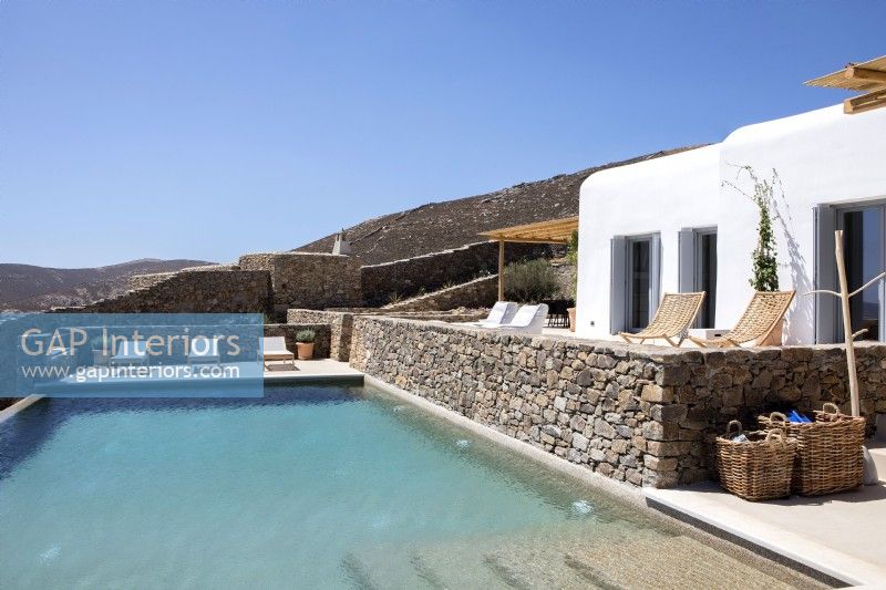 Villa de style cycladique avec piscine