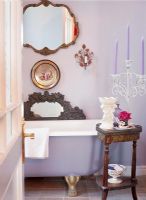Salle de bain lilas