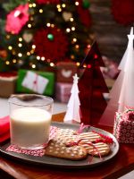 Biscuits de Noël au lait et décorés