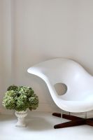 Chaise design moderne, détail
