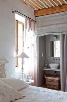 Chambre champêtre avec salle de bain attenante