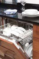 Détail du lave-vaisselle moderne