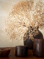 Vase en bois de fleurs séchées, détail