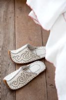 Paire de chaussons de style turc