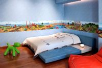 Chambre d'enfant moderne avec murs peints