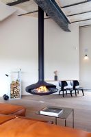 Chambre contemporaine avec cheminée