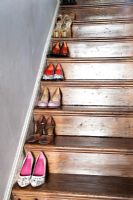 Chaussures dans les escaliers