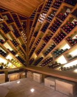Cave à vin moderne avec stockage personnalisé