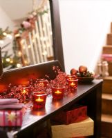 Table de couloir décorée pour Noël