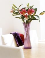 Vase de fleurs sur table