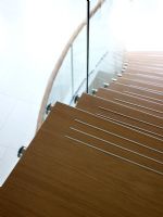 Détail de l'escalier en bois moderne