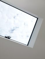 Détail de la fenêtre de lucarne moderne
