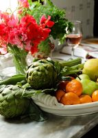 Légumes sur le comptoir de la cuisine