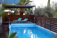 Terrasse et piscine modernes