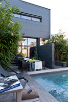Maison et patio contemporains