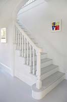 Escalier blanc