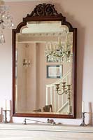 Miroir en bois antique