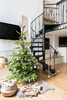 Arbre de Noël par escalier en colimaçon