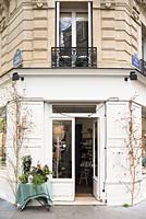 Extérieur de la boutique, Paris