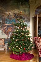 Arbre de Noël dans le salon haut, Castle Howard