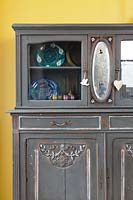 Armoire grise