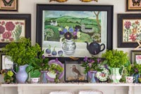 Affichage floral et artistique avec des vases de fleurs Ladys Mantle