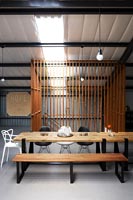 Meubles de salle à manger en bois et métal