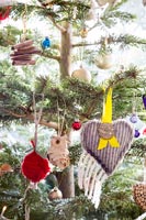 Détail des décorations d'arbre de Noël