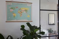 Carte du monde sur le mur
