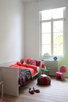 Chambre d'enfant colorée moderne