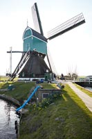 Extérieur du moulin à vent hollandais