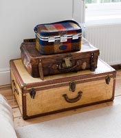 Pile de valises vintage