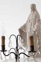 Figurine et candélabre