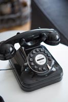 Téléphone noir vintage