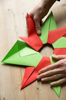 Origami en papier vintage peint à la main