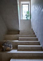 Escalier en pierre inhabituel