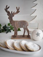 Ornement de Noël renne sculpté et tartes hachées
