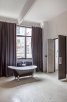 Salle de bain minimaliste moderne