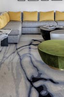 Revêtement de sol à motifs dans un salon moderne