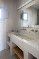 Salle de bain de style cycladique