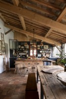 Table en bois rustique en pays cuisine-salle à manger