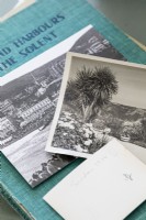 Cartes postales anciennes et guides