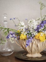Composition florale du buffet de la salle à manger