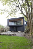 Maison contemporaine dans un cadre boisé - extérieur